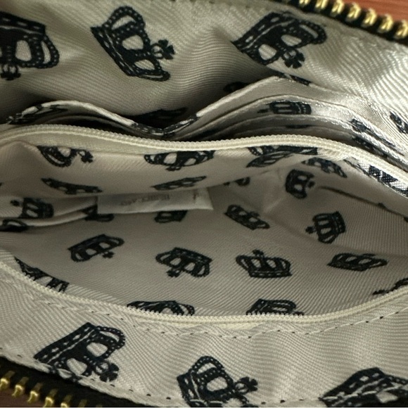 Juicy by Juicy Couture leopard print, and black wristlet new without tags - Picture 6 of 6